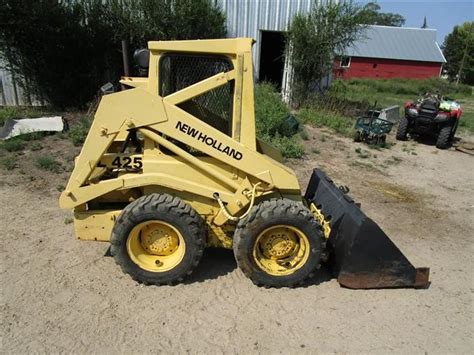 new holland l425 skid steer specs|new holland l425 specs.